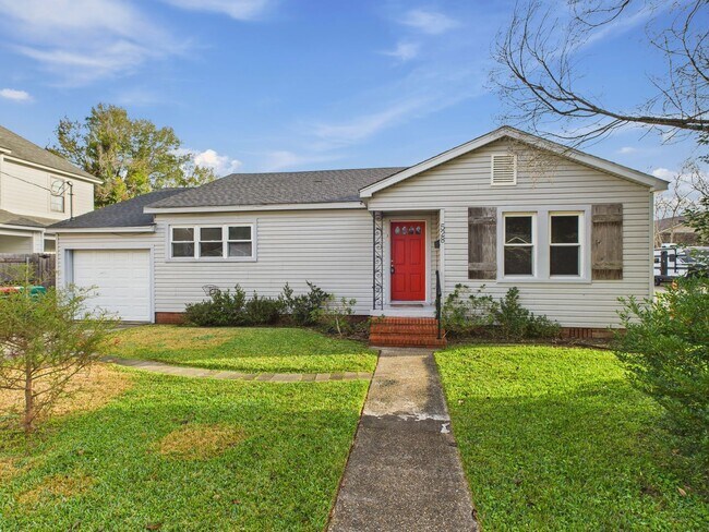 Building Photo - NEW PRICE!