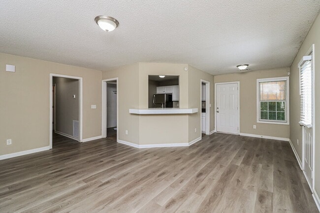 Building Photo - 461 Prometheous Way