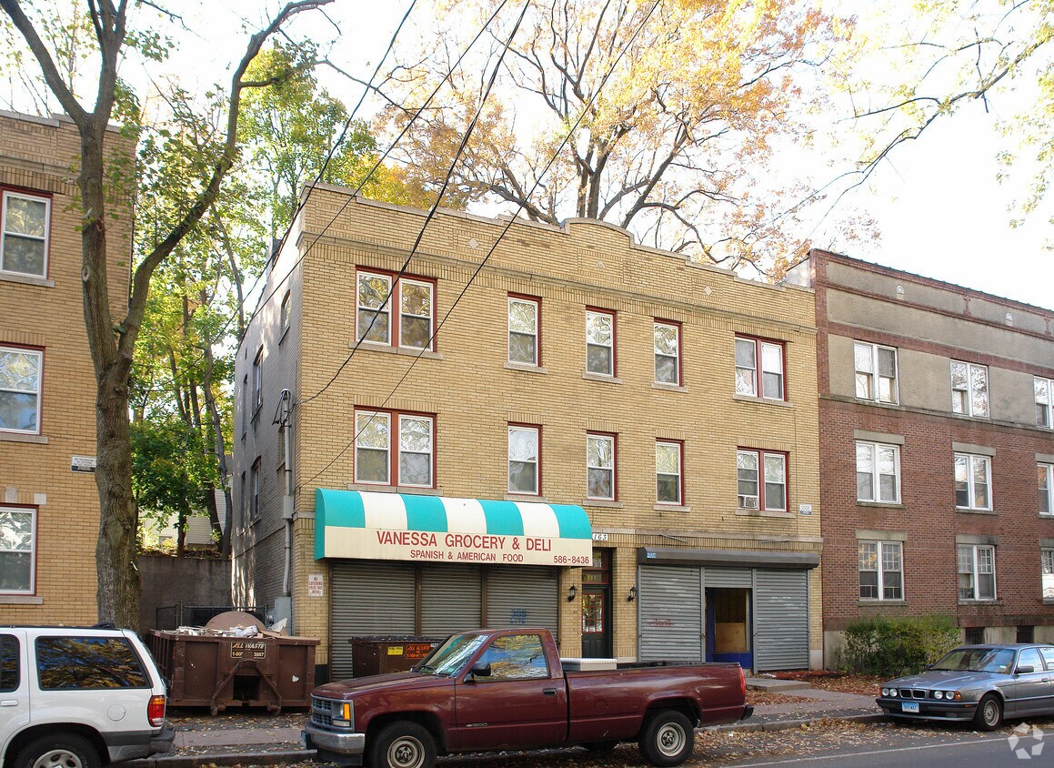 South Whitney MixedUse Apartments in Hartford, CT