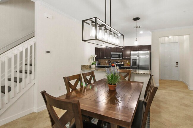 Building Photo - 9582 SW Purple Martin Way