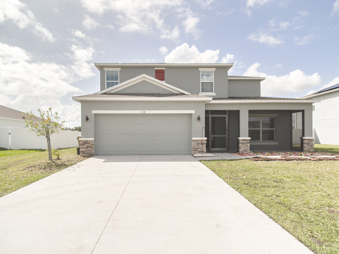 Primary Photo - 218 Zircon Rd