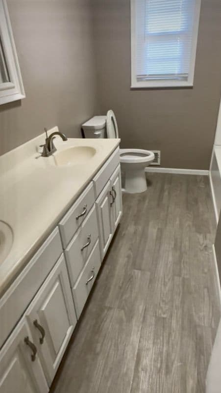 Foto del edificio - 4211 E 61st St