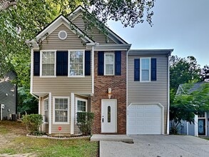 Building Photo - 6468 Drake Manor