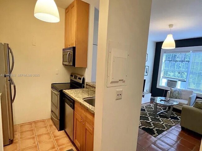 Foto del edificio - 842 Meridian Ave