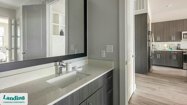 Foto del edificio - 1215 Sawyer St