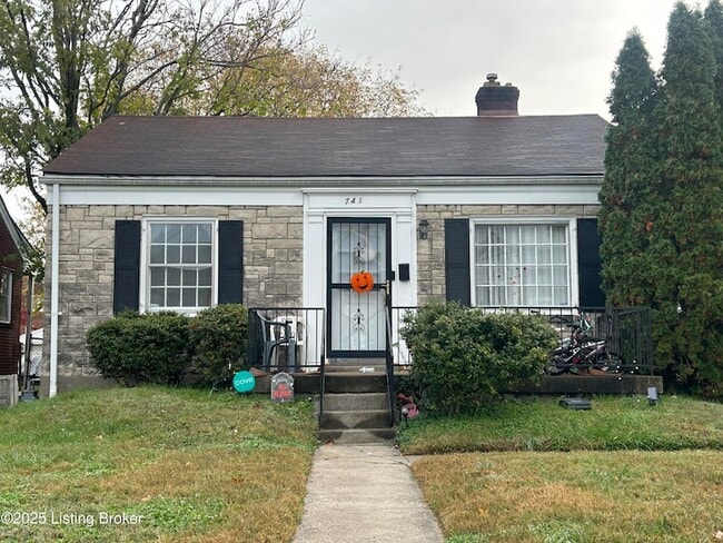 Photo - 741 S 39th St House