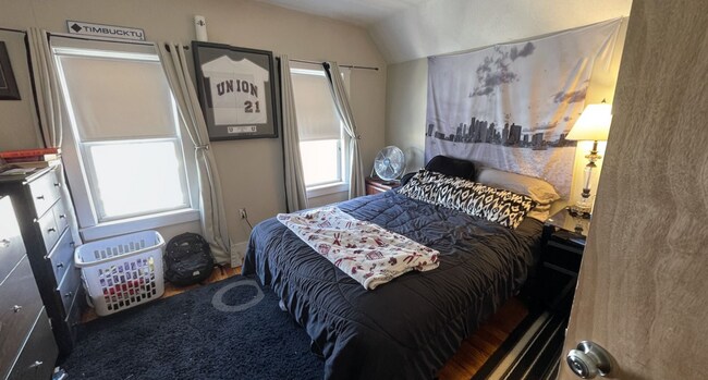 Foto del edificio - 14 Dow St