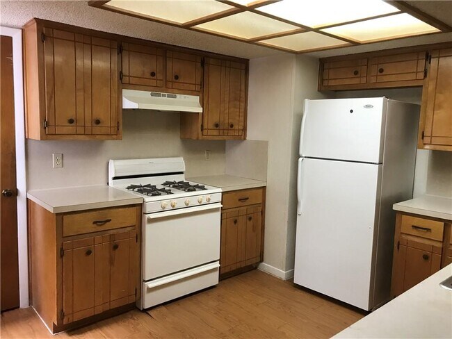 Building Photo - 3216 Tamarron Blvd