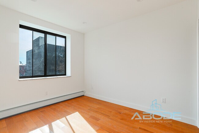 Building Photo - New - 1223 Putnam Ave
