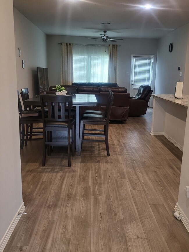 Foto del edificio - 5731 Fresh View Ct
