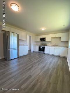 Building Photo - 403 Myna Dr