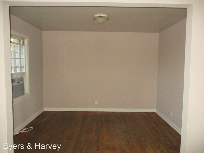 Building Photo - 3 br, 1 bath House - 25 E. Bel Air Blvd