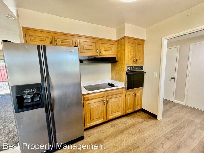 Foto del edificio - 3 br, 2 bath House - 851 Leland Ct