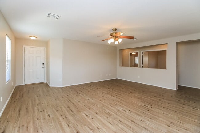 Building Photo - 11218 E Quarry Ave