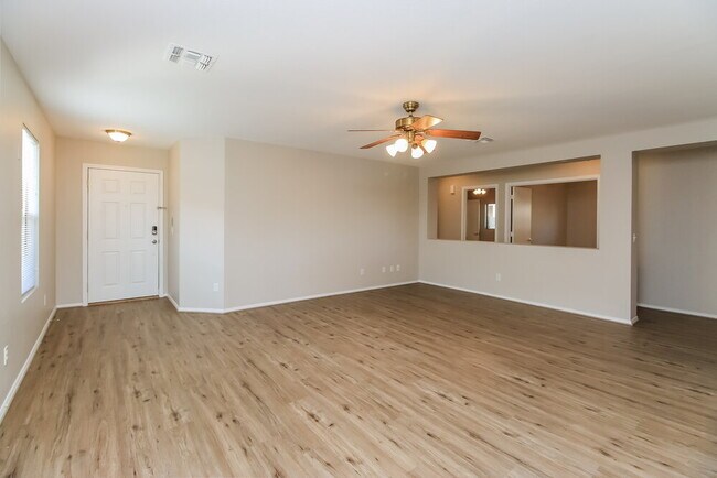 Foto del edificio - 11218 E Quarry Ave