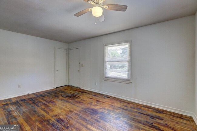 Foto del edificio - 3961 Blair Ct