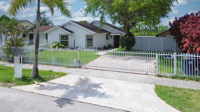 Building Photo - 12618 SW 211th Terrace