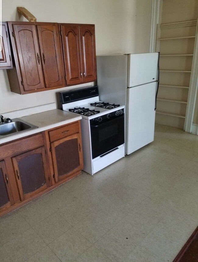 Foto del edificio - 340 S Ohio St