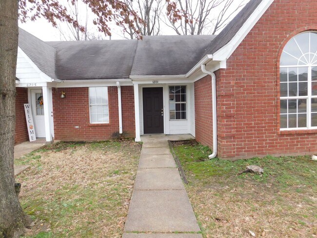 Building Photo - ****JUST REDUCED****6301 Joy Blvd Horn Lak...