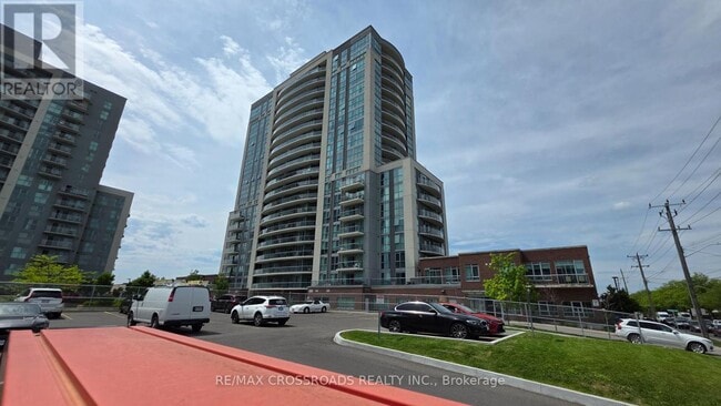 Building Photo - 1328-1328 Birchmount Rd