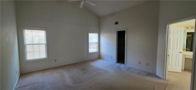 Building Photo - 3643 Dunbar Ln