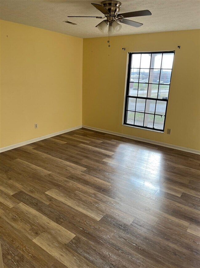 Foto del edificio - 1012 Windview Pl