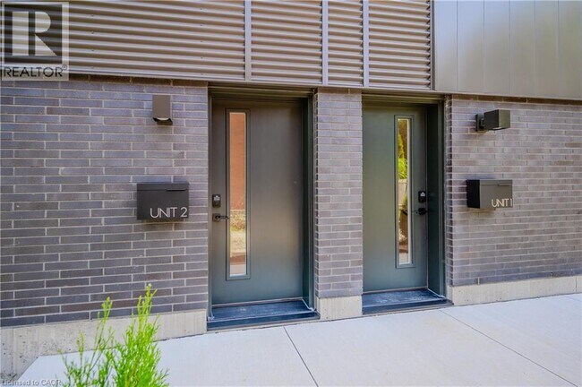 Building Photo - 63 Union St E