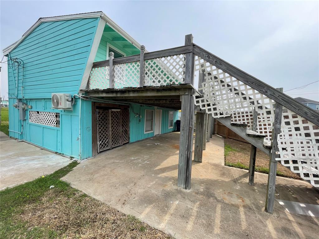 323 Texas St Unit 1, Freeport, TX 77541 Room for Rent in Freeport, TX