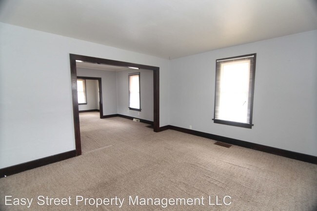 Building Photo - 3 br, 1 bath House - 2134 7th St