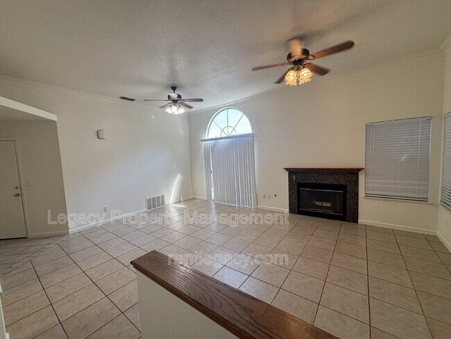Foto del edificio - 8559 Star Bright Ct