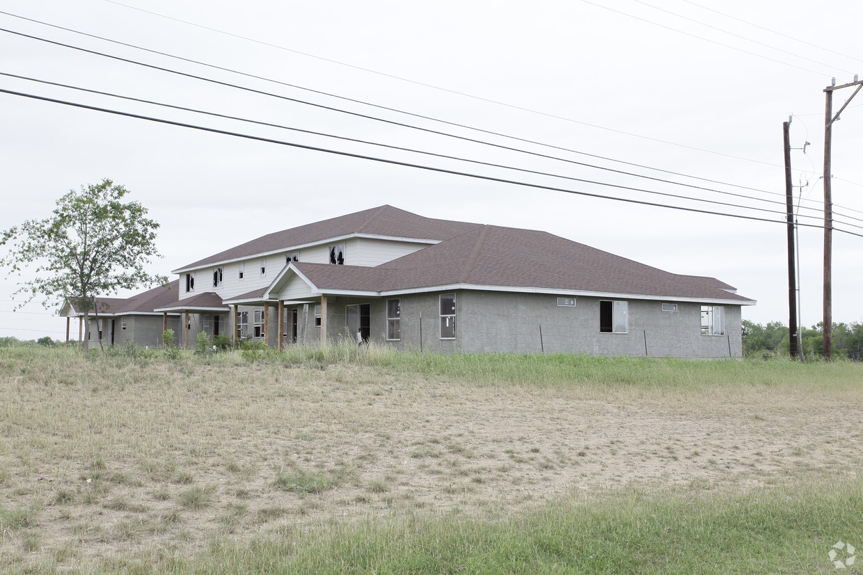 Foto del edificio - 18497 S Tx-16 Hwy