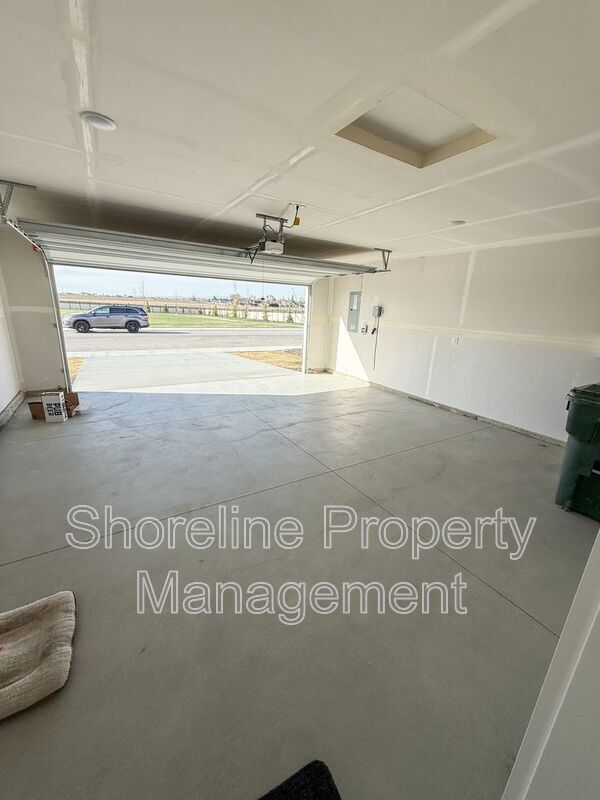 Foto del edificio - 1870 W Unforgettable St