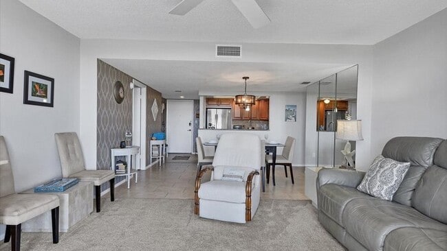 Building Photo - ANC606