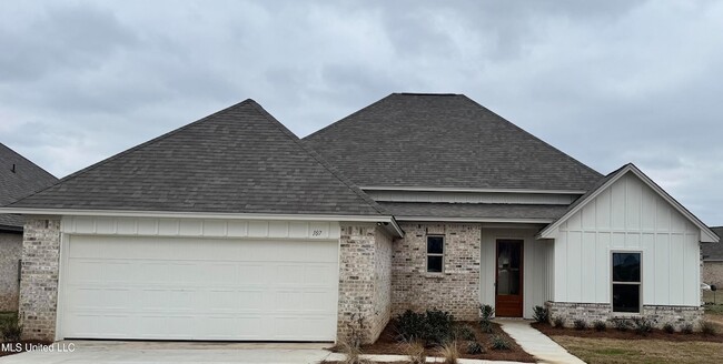 Photo - 107 Southern Oak Wy House