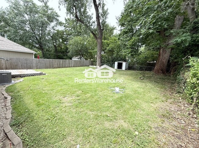 Building Photo - 5100 W 51st Terrace