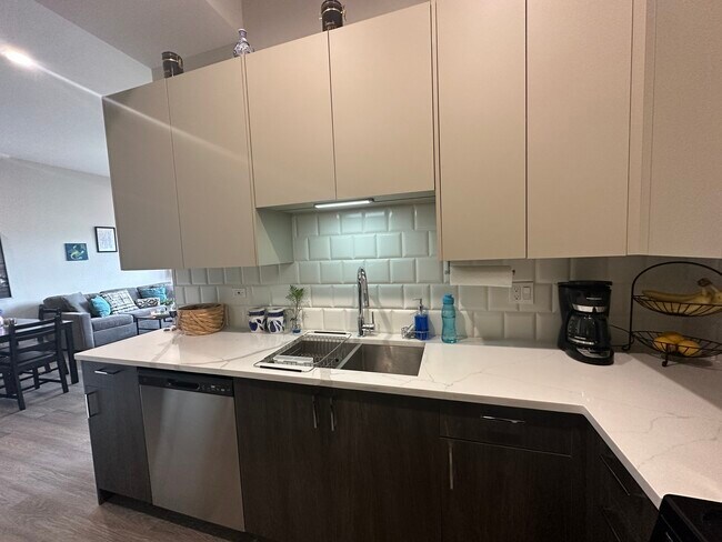 Foto del edificio - 2359 W Altgeld St