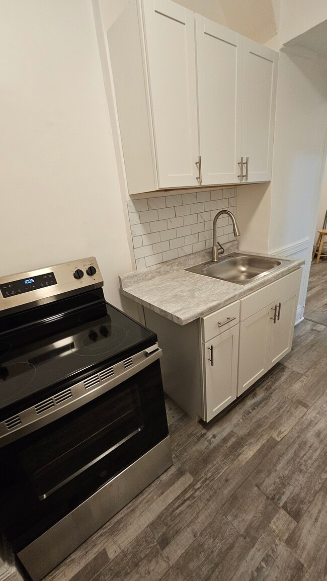 Building Photo - 788 Macon St