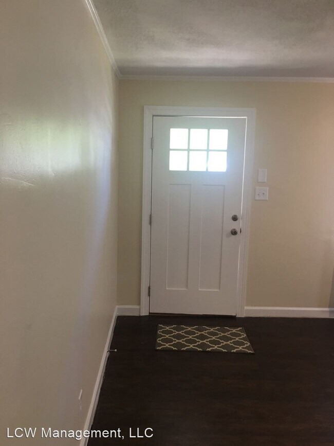 Building Photo - 3 br, 1 bath House - 1524 Argonne Blvd
