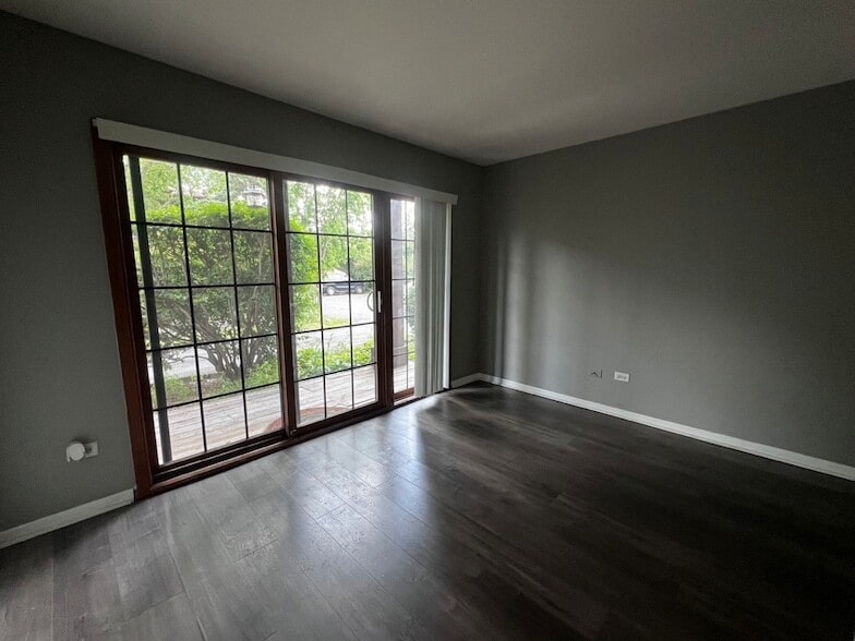 Foto del edificio - 516 Lincoln Ln