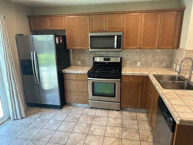 Foto del edificio - 828 W Reese Ct