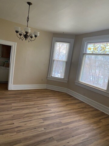 Comedor - 713 Bank St