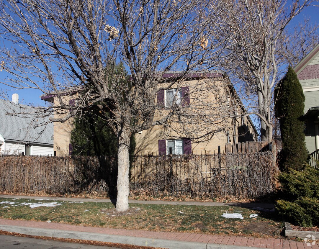 Building Photo - 165 W Cedar Ave