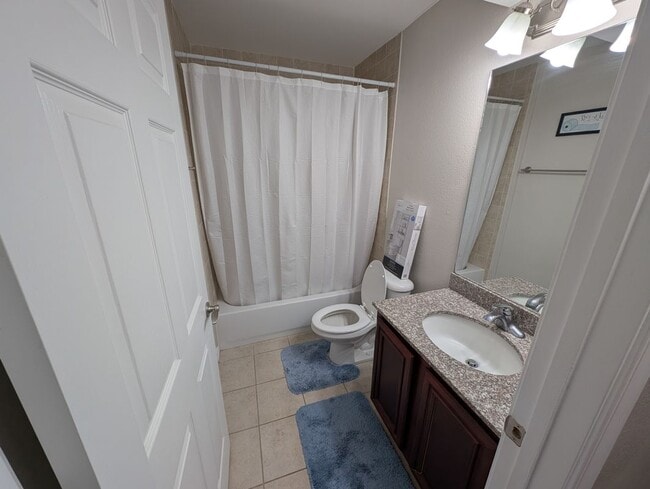 Building Photo - 1282 Beach Blvd