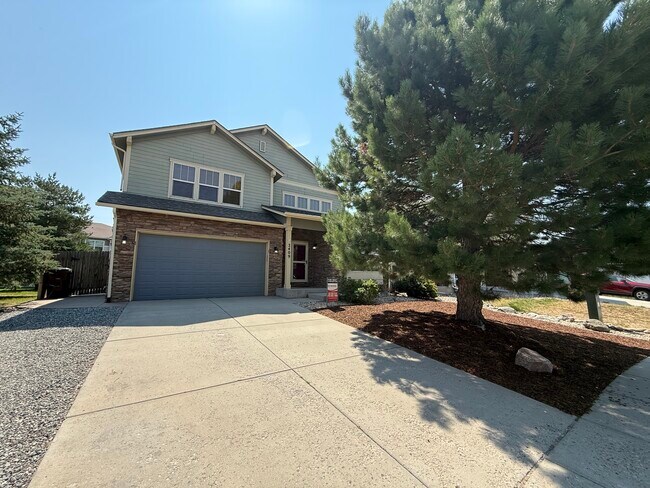 Building Photo - 2409 Capital Dr