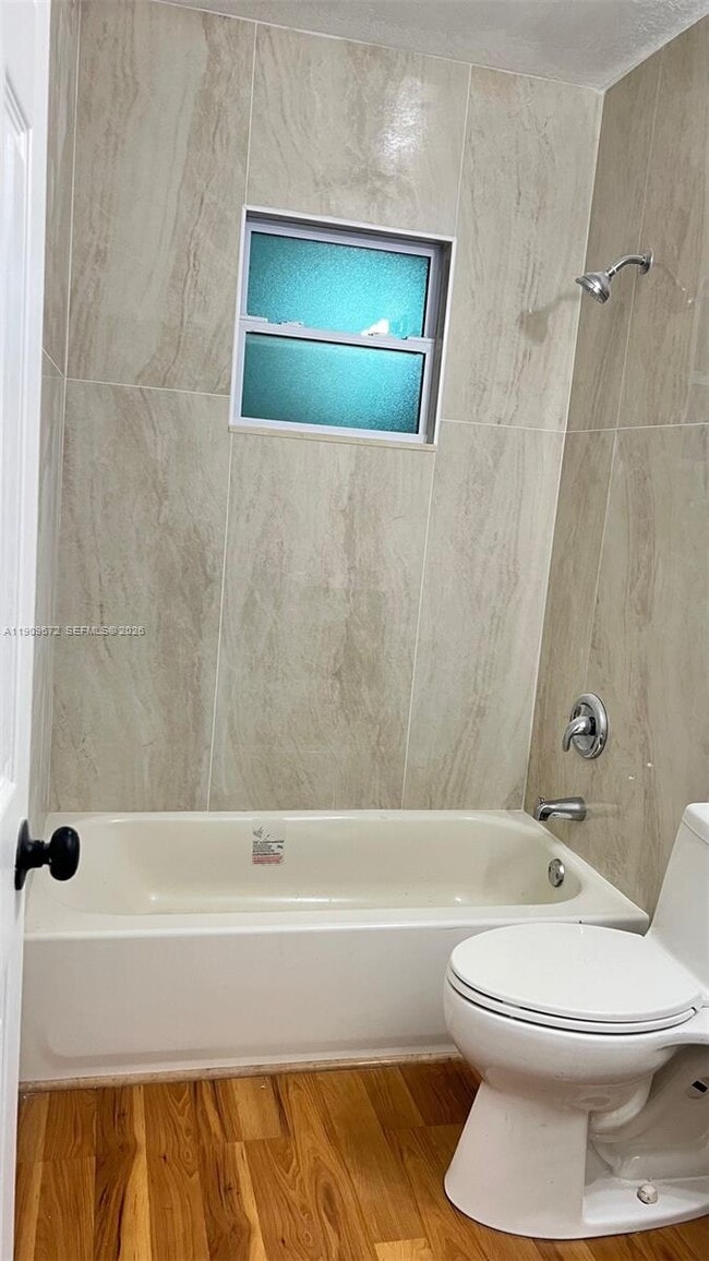 Building Photo - 707 N J St