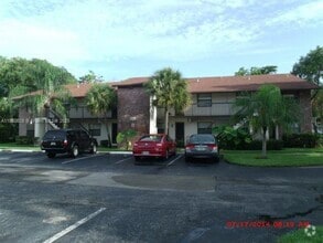 Building Photo - 6010 Shaker Wood Cir