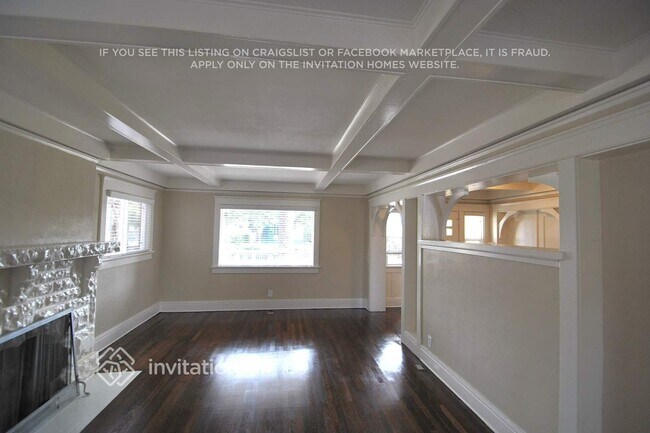 Foto del edificio - 1613 W 49th St
