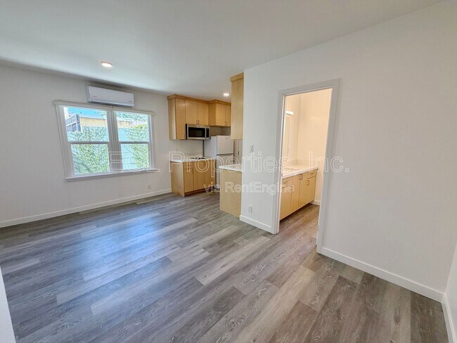 Building Photo - 4239 W 64th St