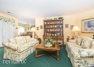 Building Photo - 1 br, 1.5 bath House - 406 Heights Dr