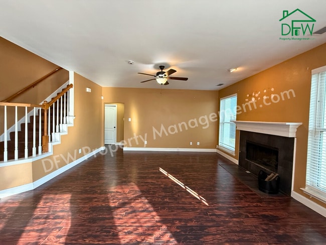 Building Photo - Beautiful 4 Bedroom 2.5 Bathroom Home for Lease in Grand Prairie, TX